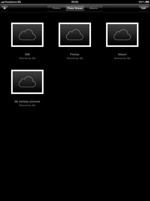 Press the new photo album icon.Key in the first letters of the contact you want to share the album with.Matching contacts are displayed.