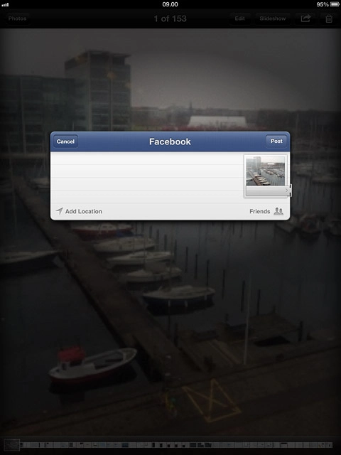 If this is the first time you use the function:Follow the instructions on the display to install the application and log on.Key in the required text and press Post.
