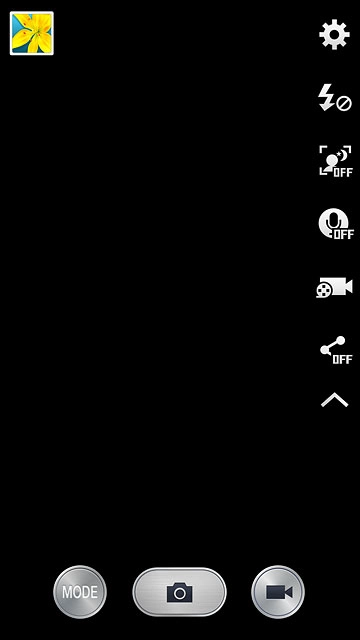 Press the flash icon repeatedly to turn the function on or off.