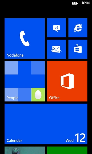 When the battery charging icon is displayed, charging is in progress.
