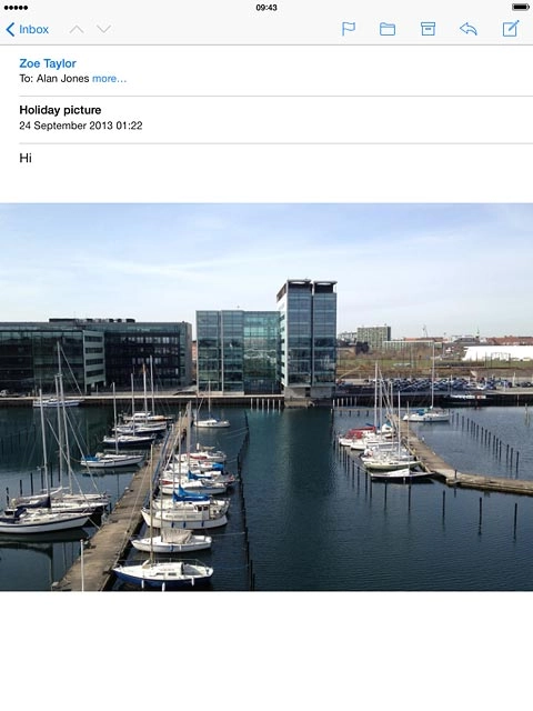 To see a list of email accounts:Press the field in the top left corner of the display.