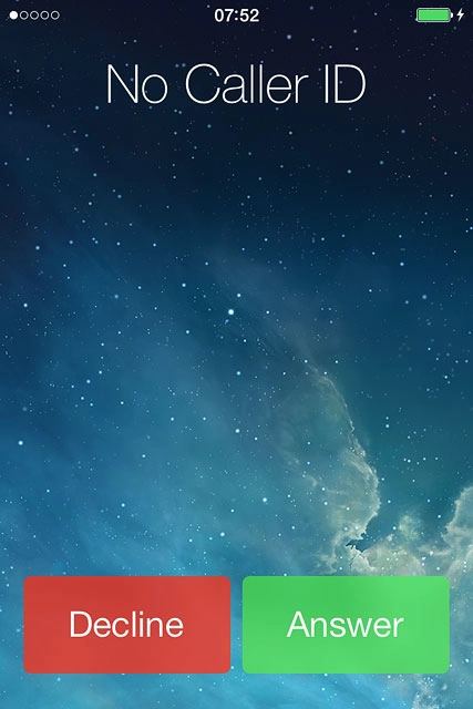 If the screen lock is turned off:Press Answer.