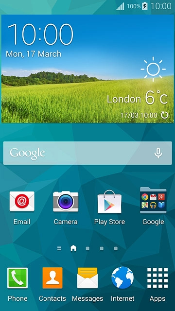 When the battery charging icon is displayed, charging is in progress.