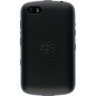 Point the camera lens at the required object and press the Navigation key.The picture is saved automatically.