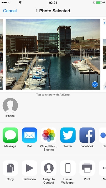 Press the required device.The picture or video clip is sent.