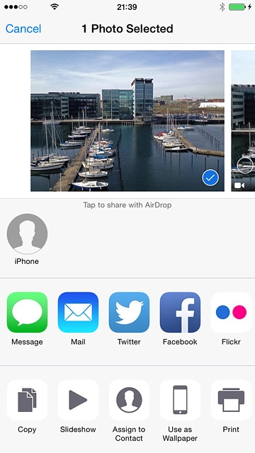 Press the required device.The picture or video clip is sent.