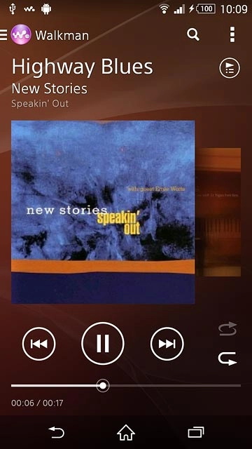 Press the shuffle icon to turn the function on or off.