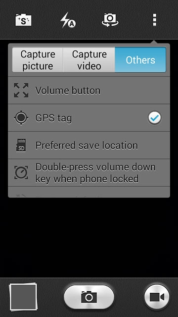 Press GPS tag to turn the function on or off.