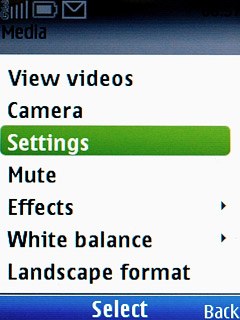 Scroll to Settings and press the Navigation key.Choose one of the following options:Select memory, go to 3a.Select video clip length, go to 3b.Select video clip quality, go to 3c.Turn audio recording on or off, go to 3d.