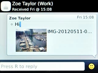 Highlight the required picture message and press del.