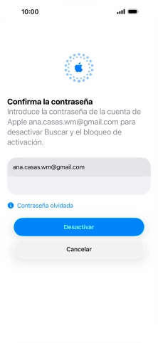 Introduce la contraseña de tu Cuenta de Apple y pulsa Desactivar. Espera unos instantes mientras el teléfono restablece la configuración predeterminada. Sigue las indicaciones de la pantalla para configurar el teléfono y dejarlo listo para su uso.