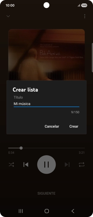 Introduce el nombre deseado de la lista de reproducción y pulsa Crear.