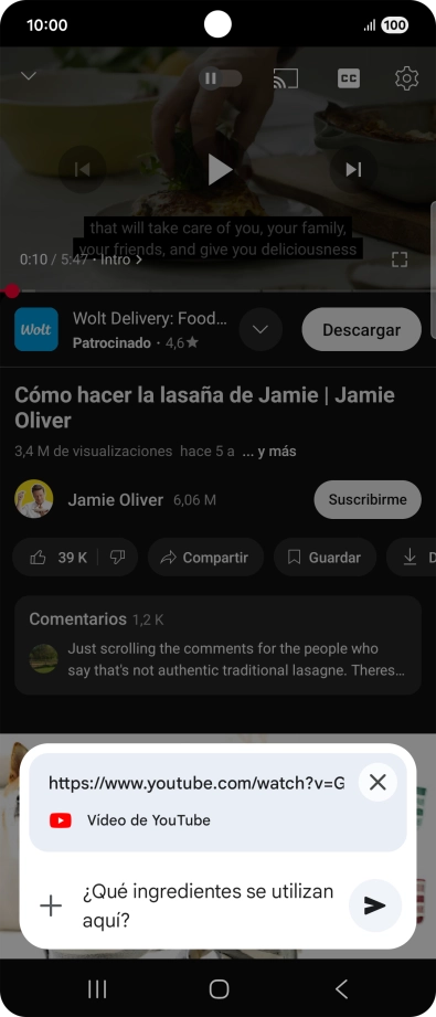 Sigue las indicaciones de la pantalla para escribir o decir en alto la pregunta que quieres hacer del vídeo.