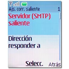 Vaya a Servidor (SMTP) saliente y pulse la tecla de navegación.