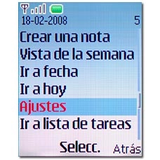 Vaya a Ajustes y pulse la tecla de navegación.