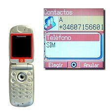 Elija Teléfono o SIM y pulse la Tecla de navegación.