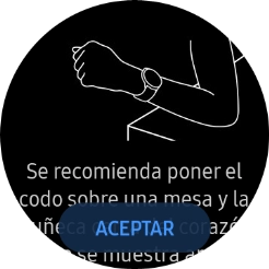 Pulsa Aceptar y espera mientra el smartwatch está midiendo la saturación de oxígeno en sangre.