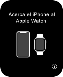 Coloca el Apple Watch junto al teléfono.