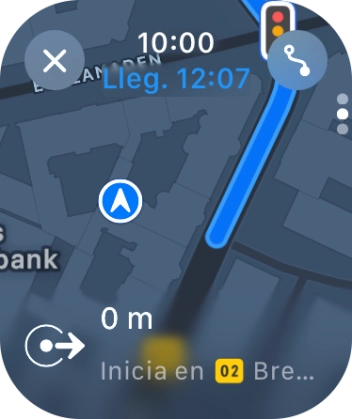 Sigue las indicaciones de la pantalla para llegar al destino deseado.