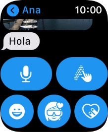 Pulsa el icono de micrófono y sigue las indicaciones de la pantalla para grabar y enviar el mensaje.