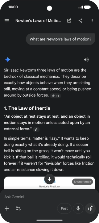 Transcription of the conversation with Gemini Live is now displayed.