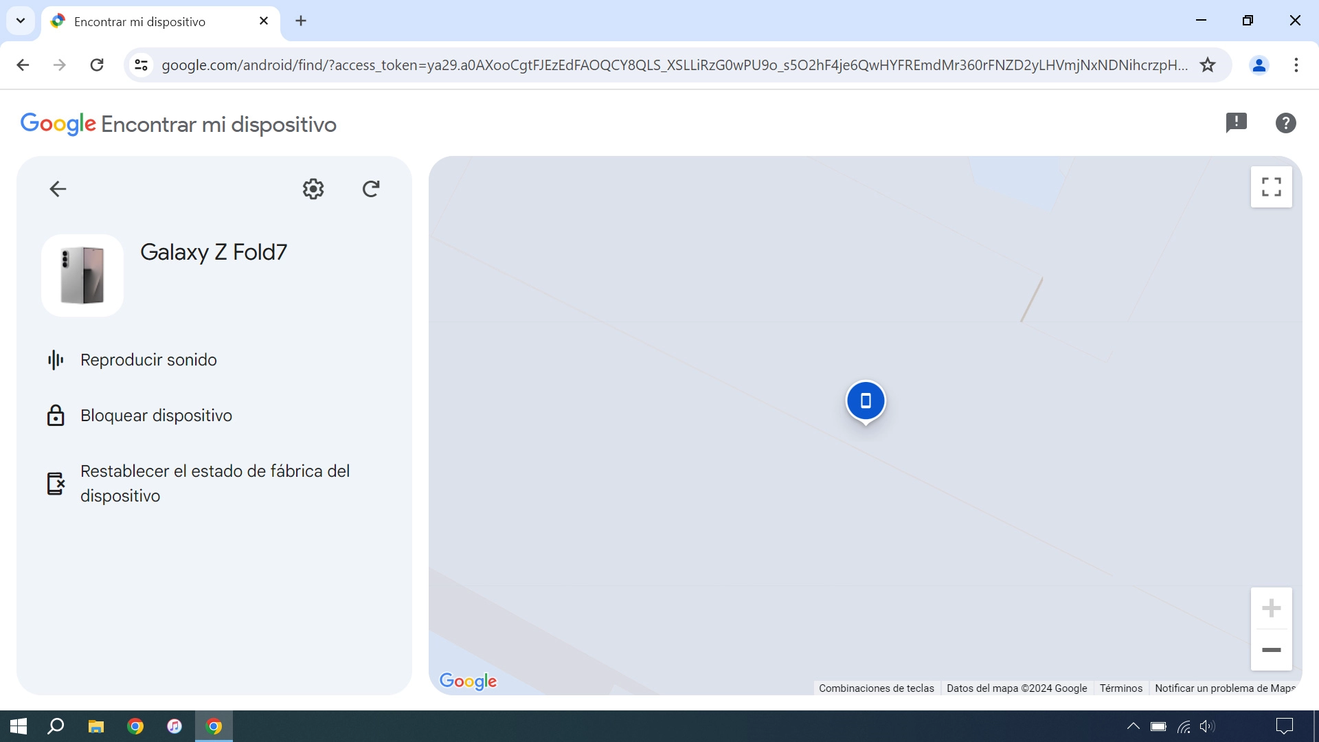 La última posición del teléfono se visualiza en el mapa.
