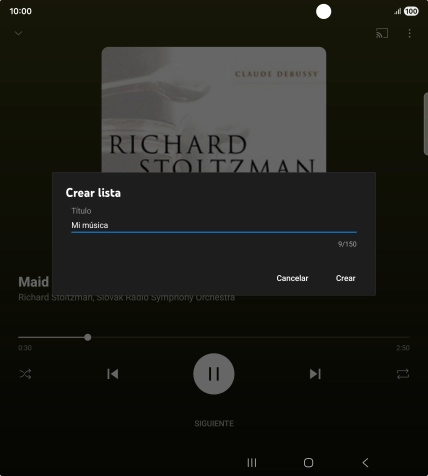 Introduce el nombre deseado de la lista de reproducción y pulsa Crear.