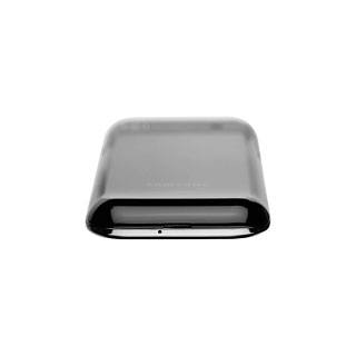 Turn the back of the phone towards you.Take hold of the bottom of the back cover and remove the back cover.