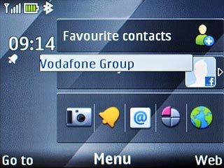The Bluetooth icon indicates that Bluetooth is active.Further information:Activate or deactivate Bluetooth