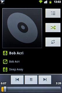Press the shuffle icon.Depending on the current setting, the function is turned on or off.