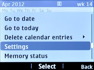 Scroll to Settings and press the Navigation key.Follow the instructions on the display to select the required settings for the calendar.