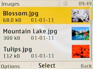 Highlight the required picture and press the Navigation key.