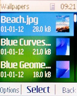Highlight the required picture and press the Navigation key.