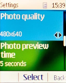 Scroll to Photo quality and press the Navigation key.