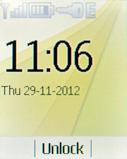 The key lock icon shows that the key lock is turned on.Further information:Turn key lock on or off