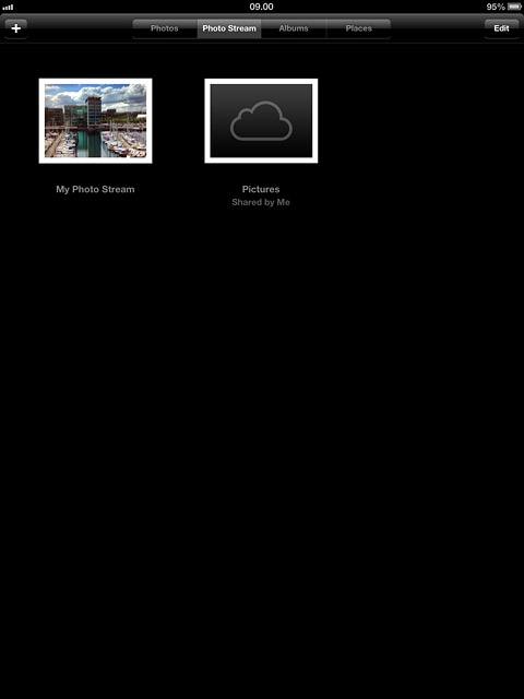 Press the new album icon.Key in the first letters of the contact you want to share the album with.Matching contacts are displayed.