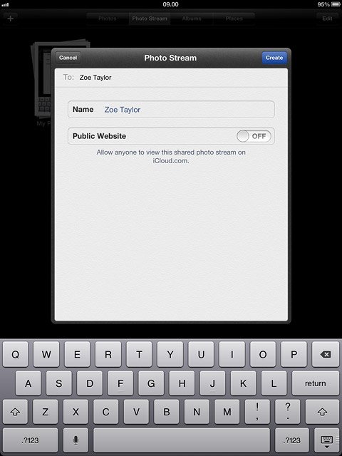 To make the album public using iCloud:Press the indicator next to Public Website to turn on the function.