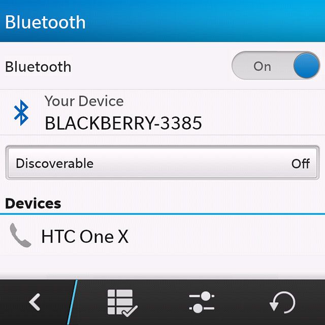 Make sure the other device is turned on and is ready to connect via Bluetooth.Your phone now searches for devices and after a moment, a list of Bluetooth devices within range is displayed.Press the required Bluetooth device.Follow the instructions on the display to pair the Bluetooth device with your phone.The new device is displayed on the list of paired devices.