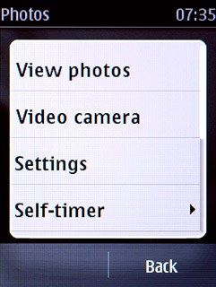 Press Settings.Select one of the following options:Select memory, go to 3a.Select picture size, go to 3b.