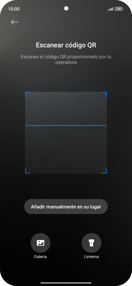 Coloca el código QR dentro del marco de la cámara del teléfono para escanearlo.
